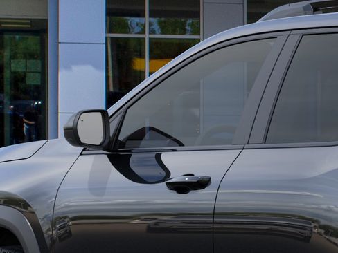 New 2026 Chevrolet Equinox RS w/ LPO, Floor Liner Package FWD image 12