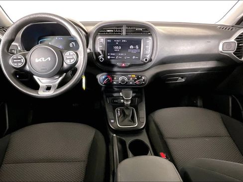 Used 2024 Kia Soul LX w/ Option Group 015 FWD image 15