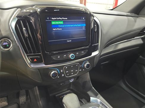 Used 2024 Chevrolet Traverse LT image 23