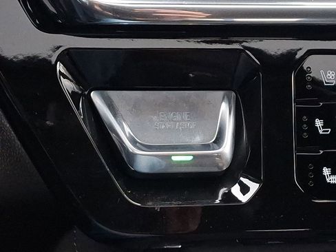 New 2026 GMC Sierra 3500 Denali w/ Denali Reserve Package image 24