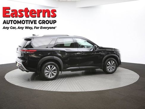 Used 2022 Nissan Pathfinder SL image 45