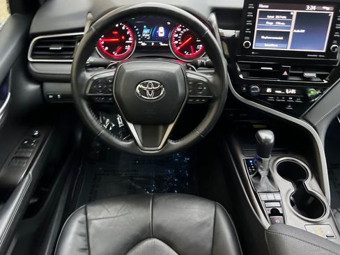 Used 2024 Toyota Camry XSE image 11