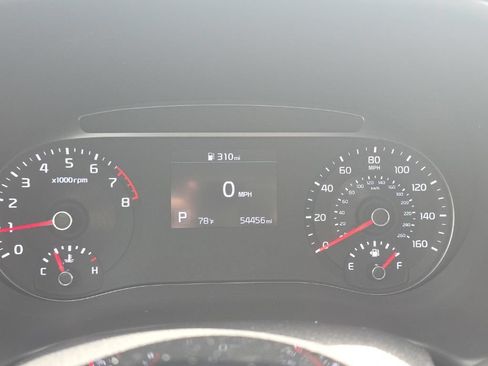 Used 2022 Kia Soul GT-Line FWD image 27