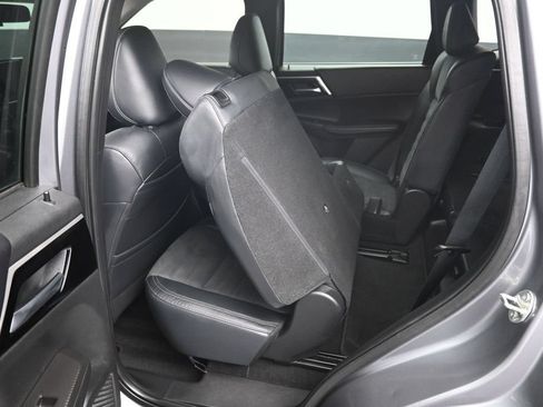 Used 2022 Mitsubishi Outlander SE AWD/4WD image 28