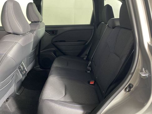 Used 2025 Subaru Forester Premium AWD/4WD image 15