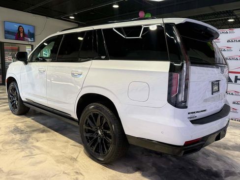 Used 2021 Cadillac Escalade Sport w/ Driver Assist Tech Package AWD/4WD image 11