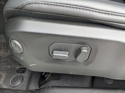 New 2026 Jeep Gladiator Sport image 46