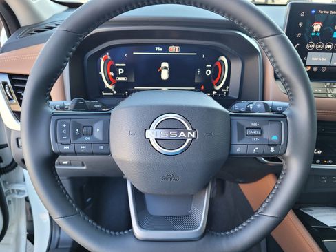 New 2026 Nissan Rogue Platinum AWD/4WD image 12
