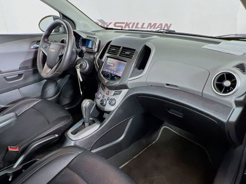 Used 2015 Chevrolet Sonic LTZ FWD image 33