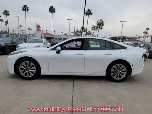 Certified 2024 Toyota Mirai XLE w/ Advanced Technology Package image 7