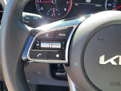 Used 2024 Kia Forte LXS FWD image 22