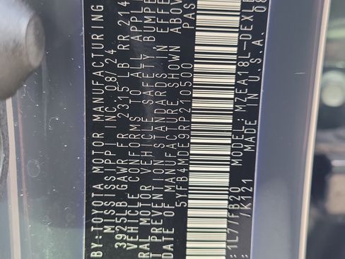 Used 2024 Toyota Corolla LE image 33