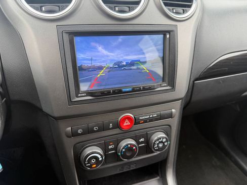 Used 2013 Chevrolet Captiva Sport LT FWD image 8