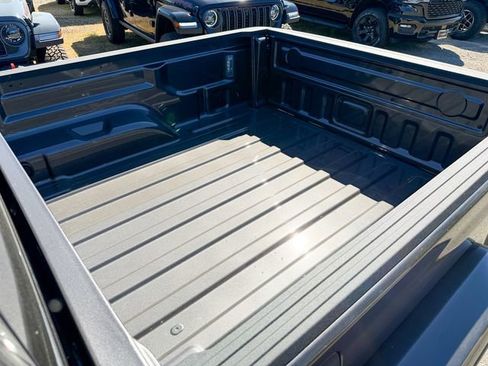 New 2026 Jeep Gladiator Mojave image 25