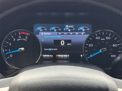 Used 2017 Ford F250 Platinum w/ Platinum Ultimate Package image 24