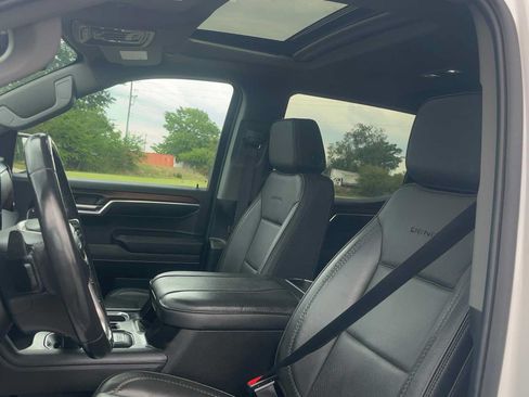 Used 2024 GMC Sierra 1500 Denali AWD/4WD image 30