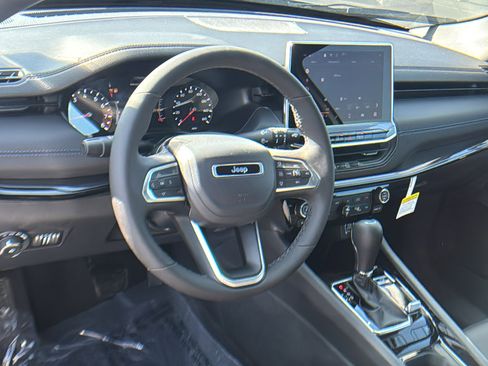 New 2026 Jeep Compass Limited image 15