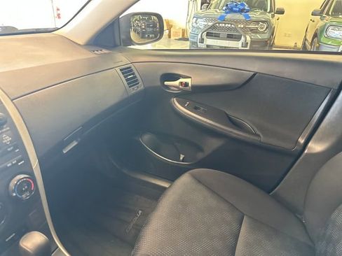 Used 2009 Toyota Corolla S FWD image 24