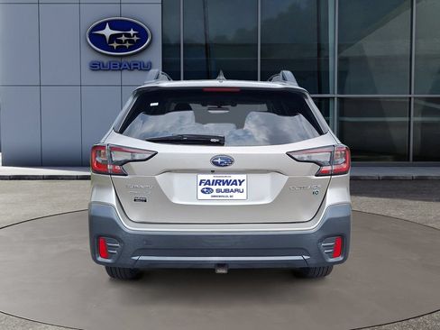 Used 2020 Subaru Outback Premium AWD/4WD image 6