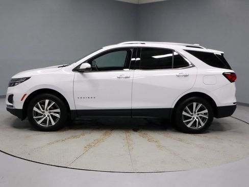 Used 2024 Chevrolet Equinox Premier AWD/4WD image 8