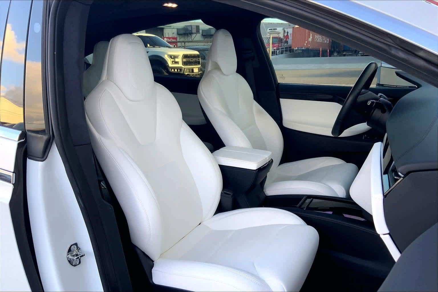 Used 2018 Tesla Model X 75D AWD/4WD image 12