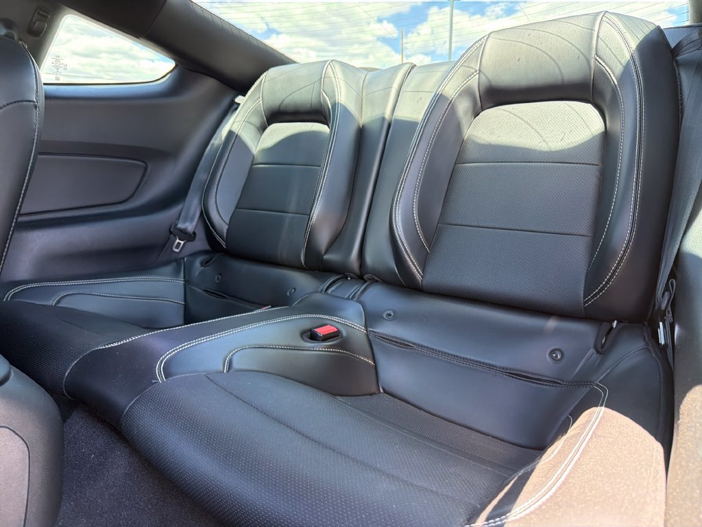 Used 2020 Ford Mustang Shelby GT500 w/ Technology Package RWD image 38