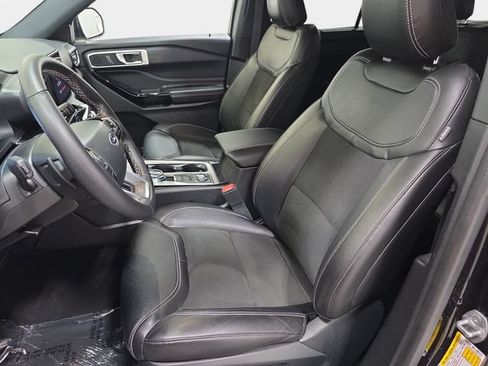 Certified 2022 Ford Explorer ST w/ ST Street Pack AWD/4WD image 11