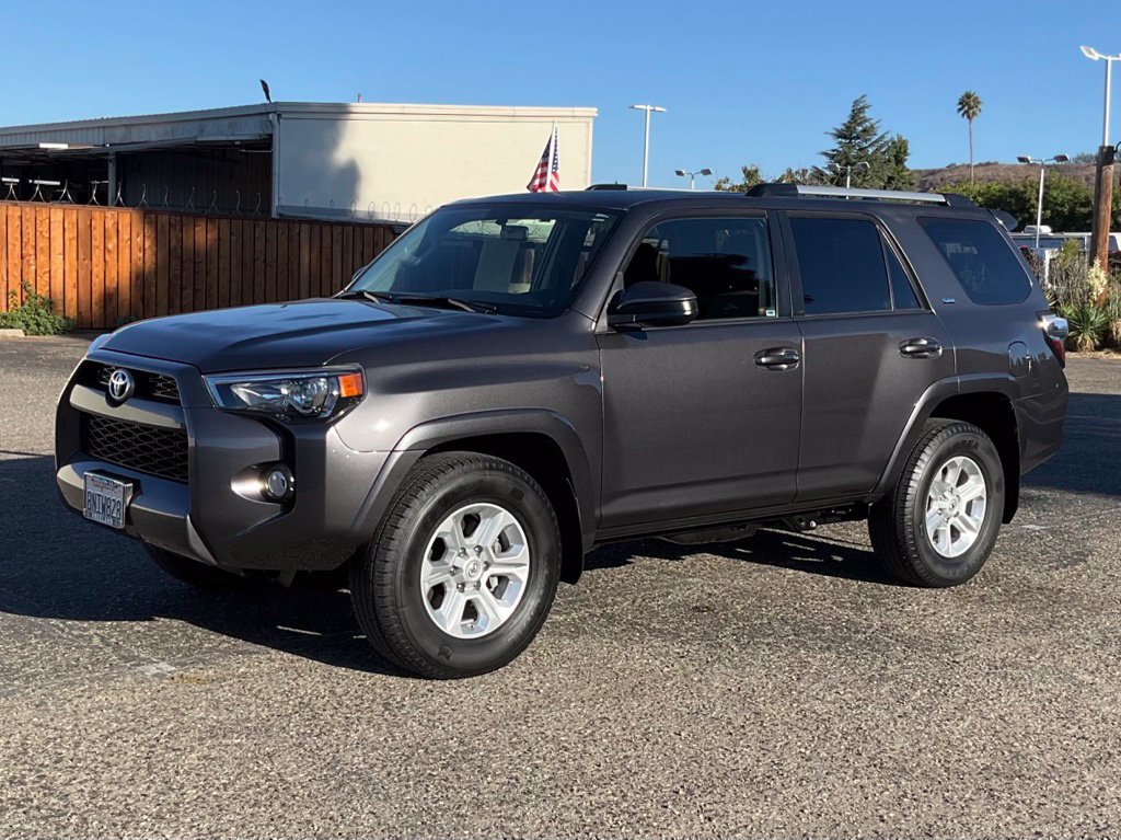Used 2019 Toyota 4Runner SR5 RWD image 2