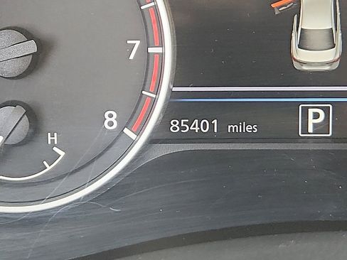 Used 2020 Nissan Sentra SR w/ Lighting Package image 19