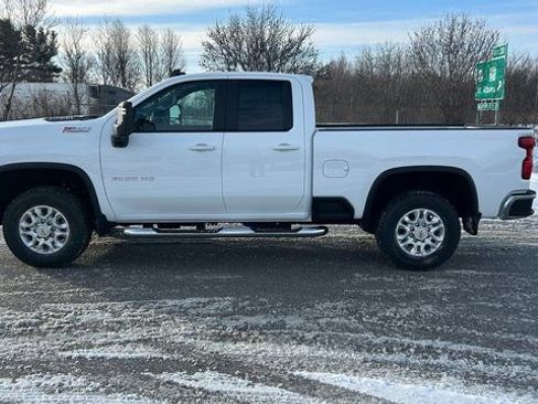 New 2026 Chevrolet Silverado 2500 LT w/ All Star Edition AWD/4WD image 7