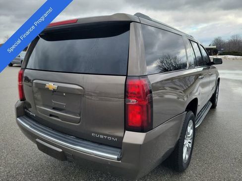 Used 2016 Chevrolet Suburban LTZ image 6