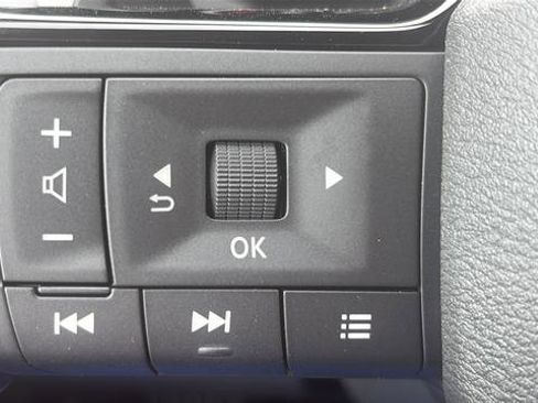 New 2026 Nissan Pathfinder SL AWD/4WD image 16