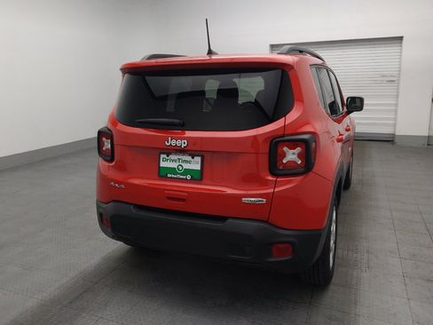 Used 2020 Jeep Renegade Latitude w/ Cold Weather Group AWD/4WD image 7