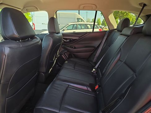 Used 2020 Subaru Outback Limited image 10