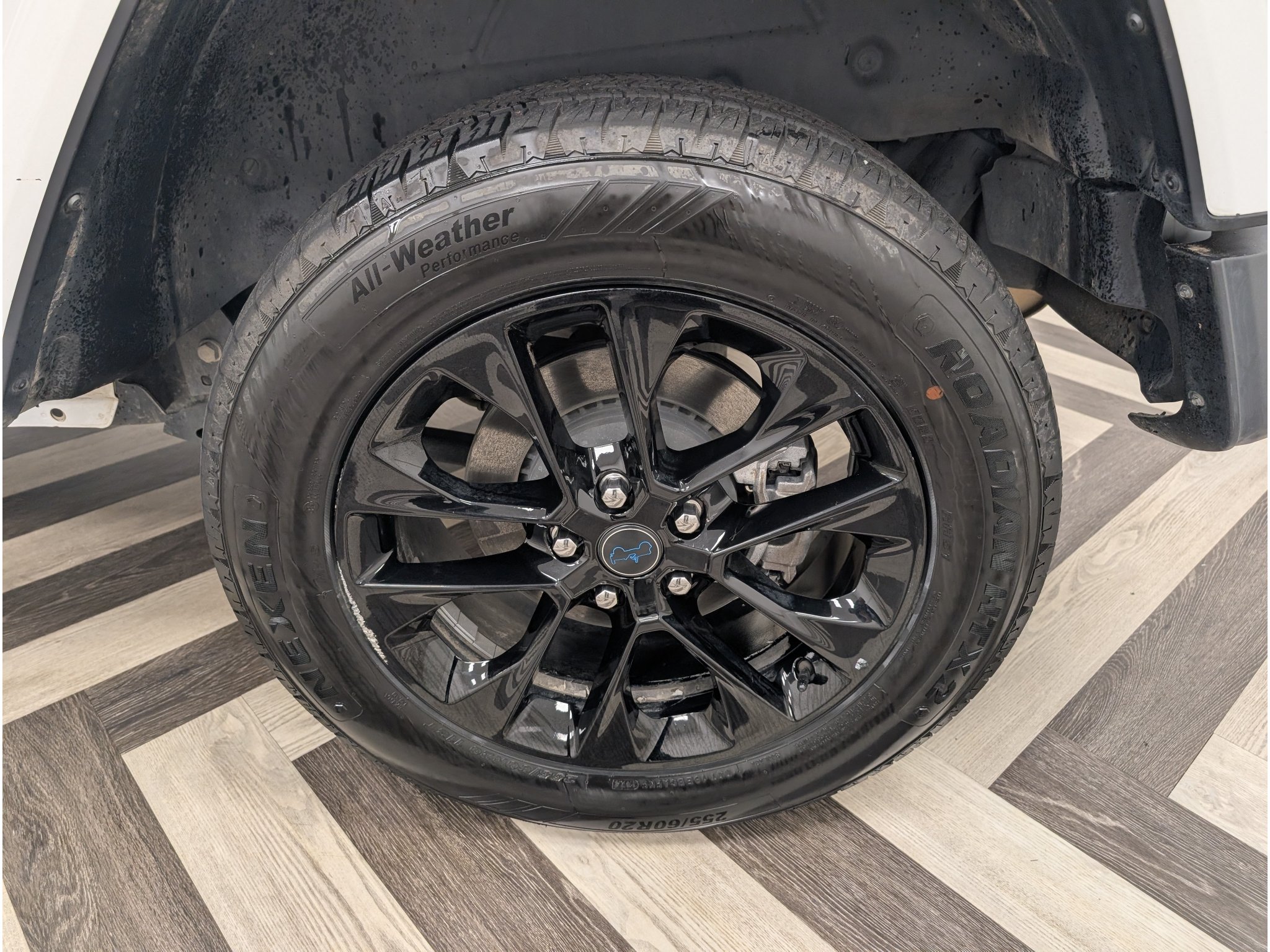 Used 2024 Jeep Wrangler Unlimited Sahara AWD/4WD image 20