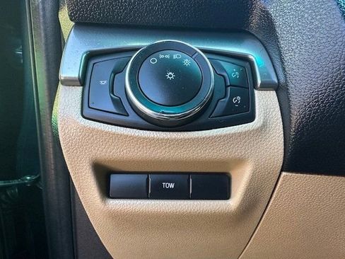 Used 2016 Ford Explorer 4WD image 12