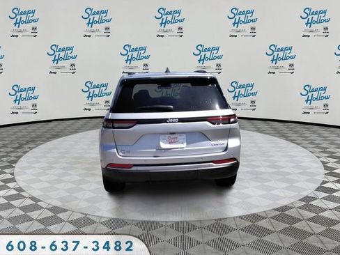 New 2026 Jeep Grand Cherokee Limited AWD/4WD image 6