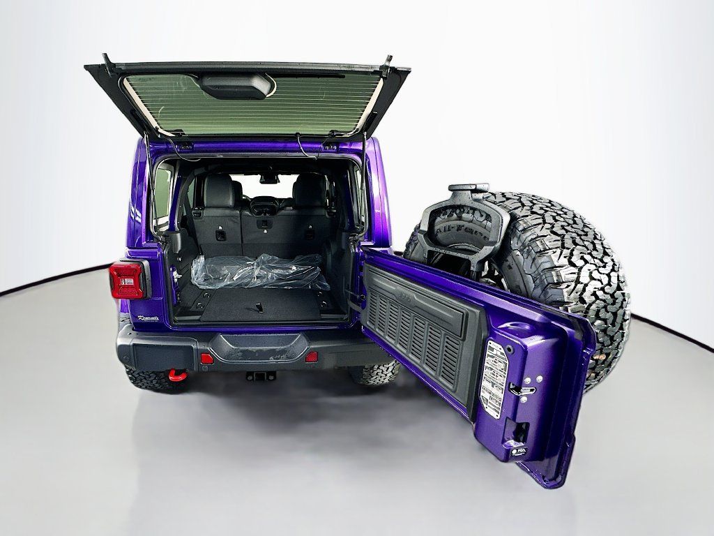New 2026 Jeep Wrangler Unlimited Rubicon AWD/4WD image 15