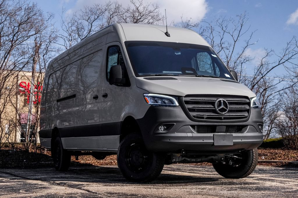 Used 2026 Mercedes-Benz Sprinter 2500 image 1