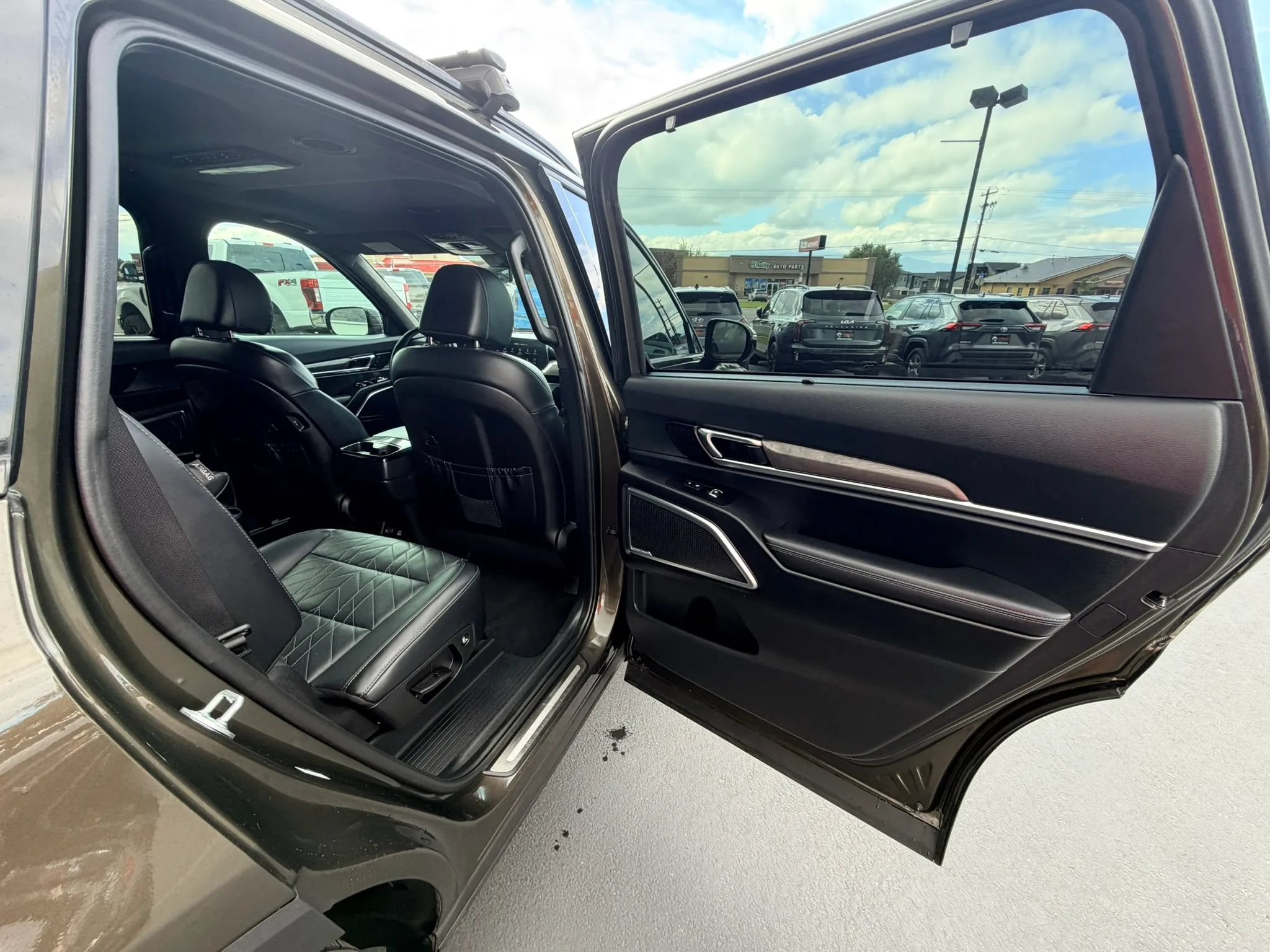 Used 2024 Kia Telluride SX Prestige X-Line AWD/4WD image 24