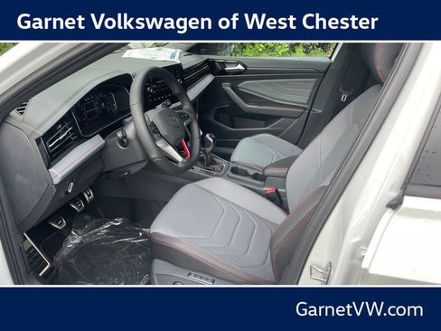 New 2026 Volkswagen Jetta GLI Autobahn FWD image 9