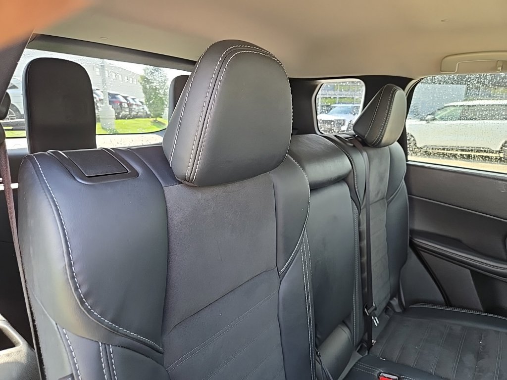 Used 2024 Mitsubishi Outlander SE AWD/4WD image 34