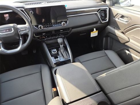 New 2026 GMC Canyon Elevation w/ Convenience Package image 32