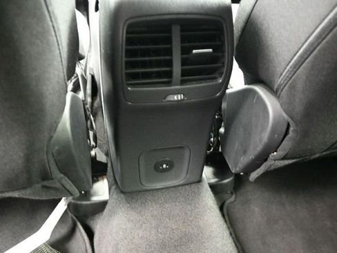 Used 2025 Ford Escape Active image 32