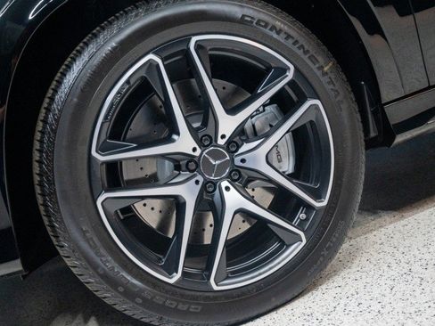 New 2026 Mercedes-Benz GLE 53 AMG 4MATIC Coupe image 12