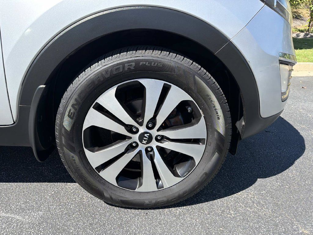 Used 2013 Kia Sportage EX FWD image 30