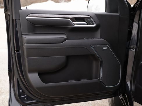 Used 2022 Chevrolet Silverado 1500 LTZ w/ Technology Package image 25