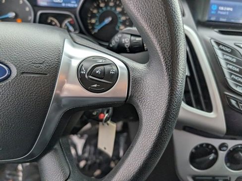 Used 2014 Ford Focus SE image 11