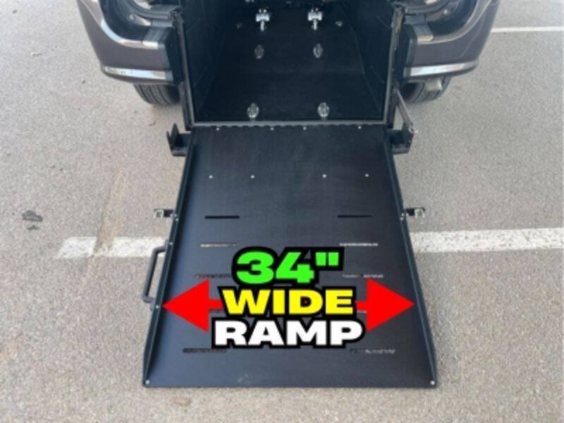 Used 2019 Dodge Grand Caravan SE w/ UConnect Hands-Free Group FWD image 46