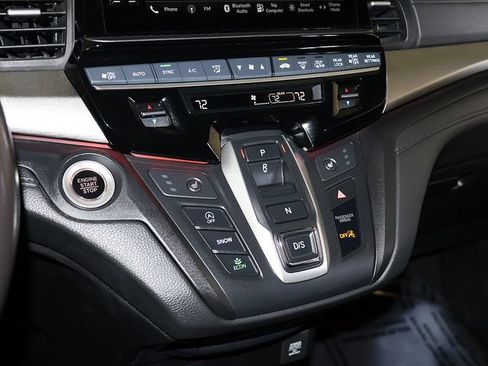 Used 2025 Honda Odyssey Sport-L image 20